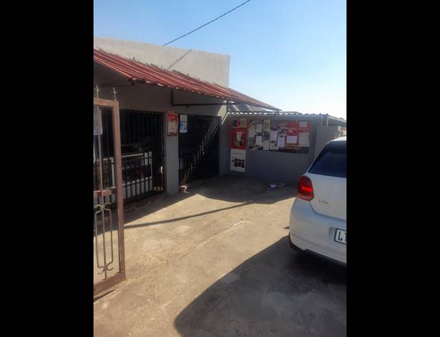 2 BEDROOM HOUSE FOR SALE IN CLAYVILLE